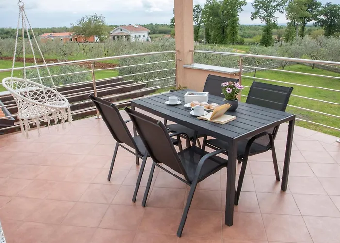 Mara Apartman Vizinada